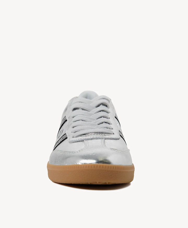 Parallel Metallic Leather Sneaker - Silver / Black