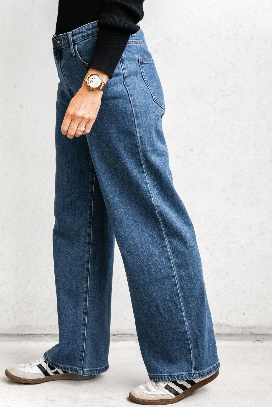 Anita Straight Leg Jean - Dark Wash