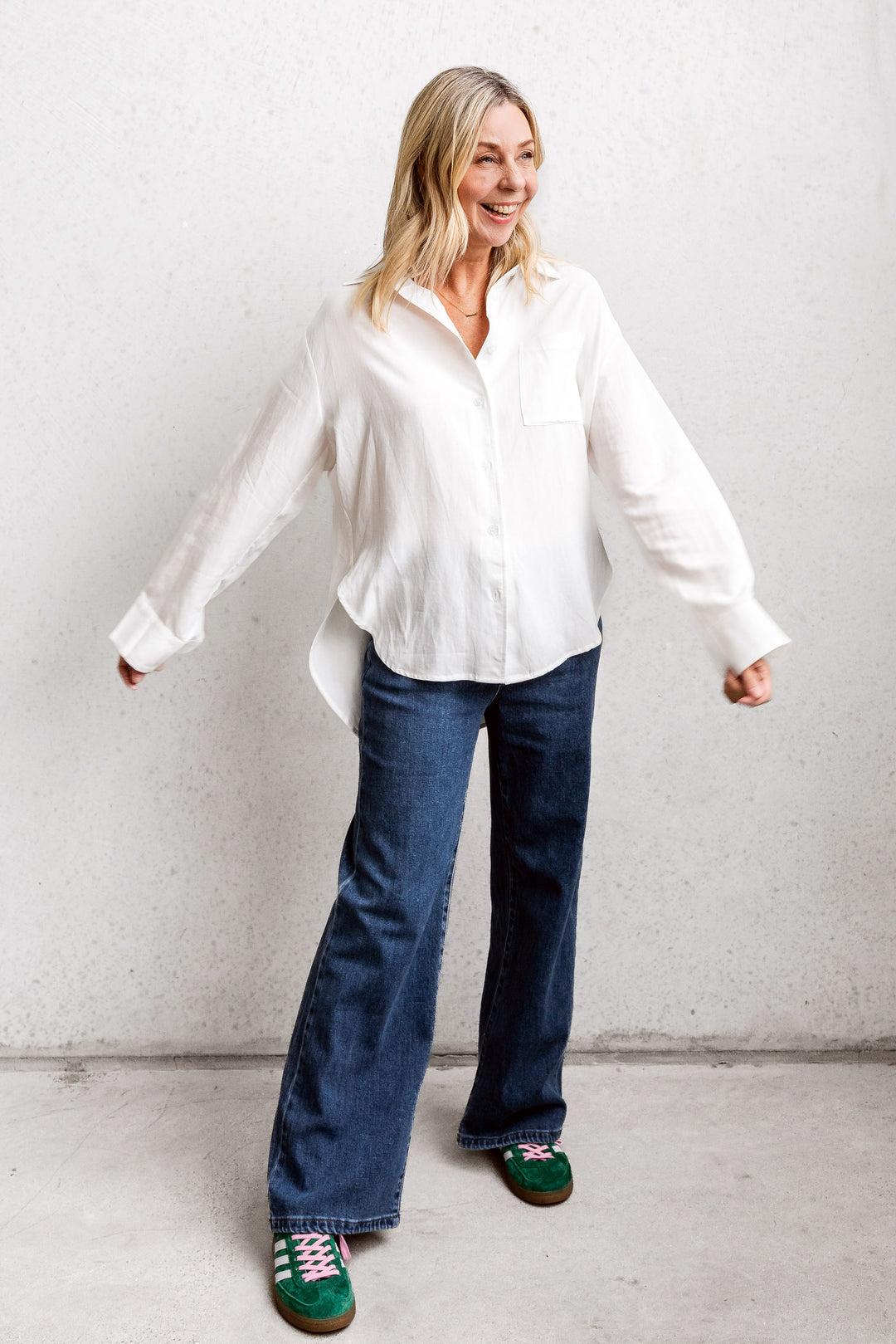 Anita Straight Leg Jean - Dark Wash