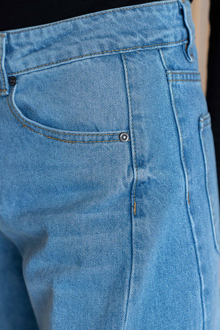 Laney Boyfriend Jean - Light Wash