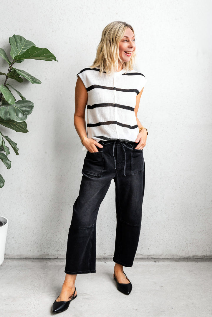 Barrel Jogger - Washed Black