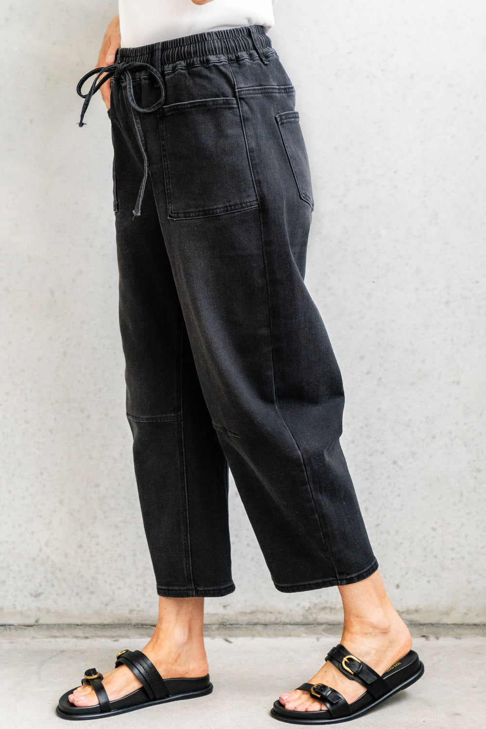 Barrel Jogger - Washed Black - Mabel and Woods