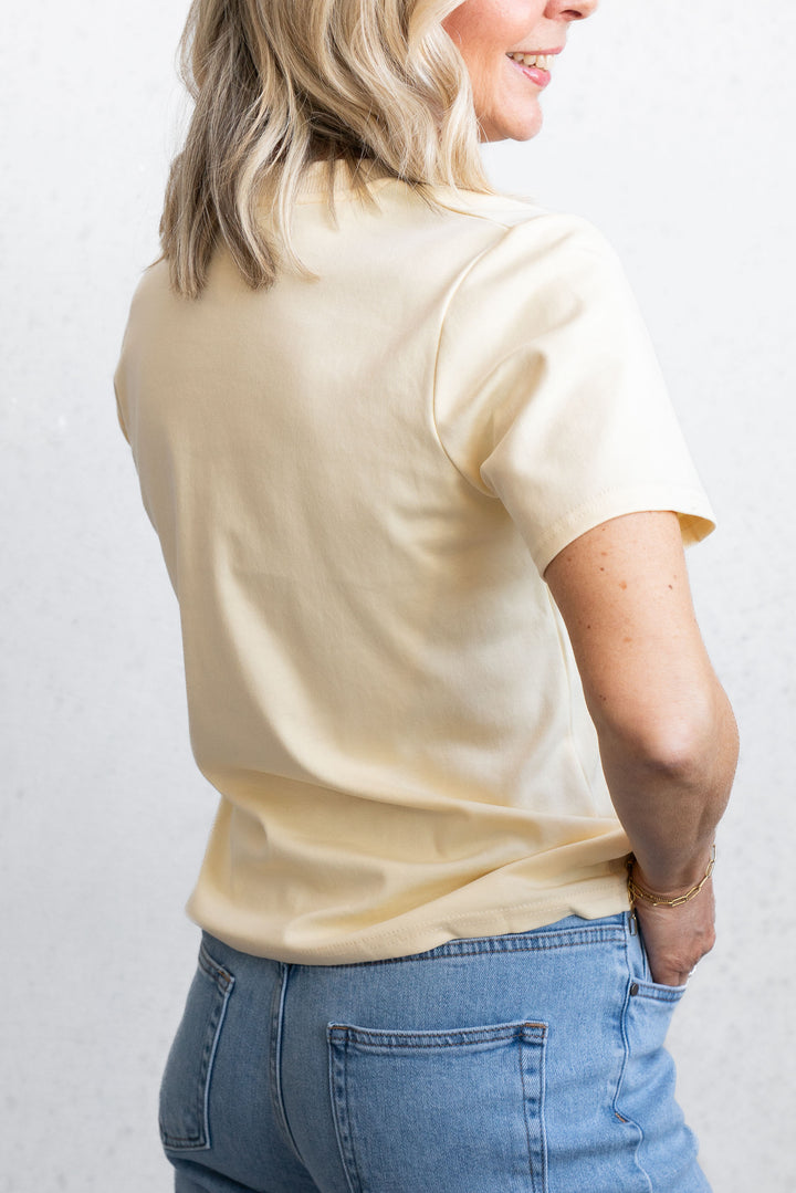 Leo Tee - Butter