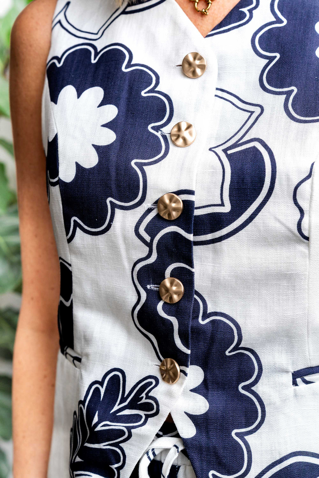 Mayfair Waistcoat - White/Navy