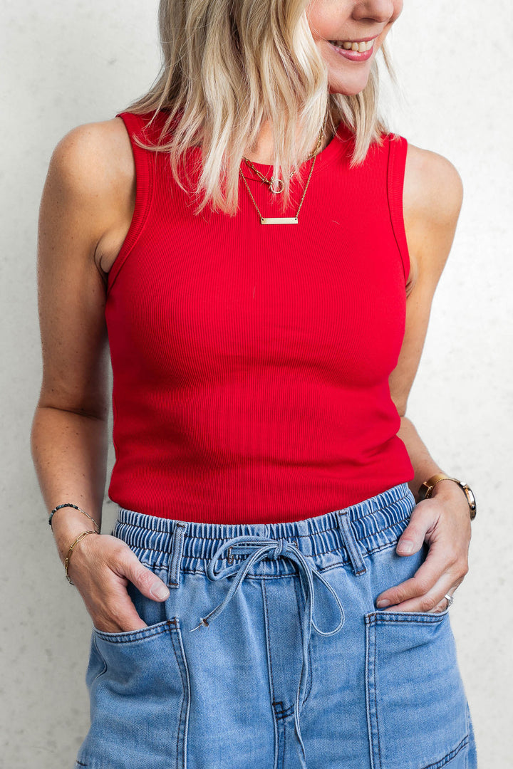 Essential Tank - Red