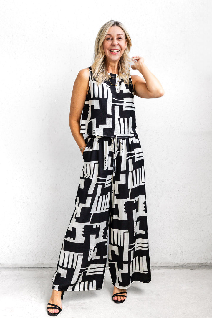 Mila Print Tank - Black and White