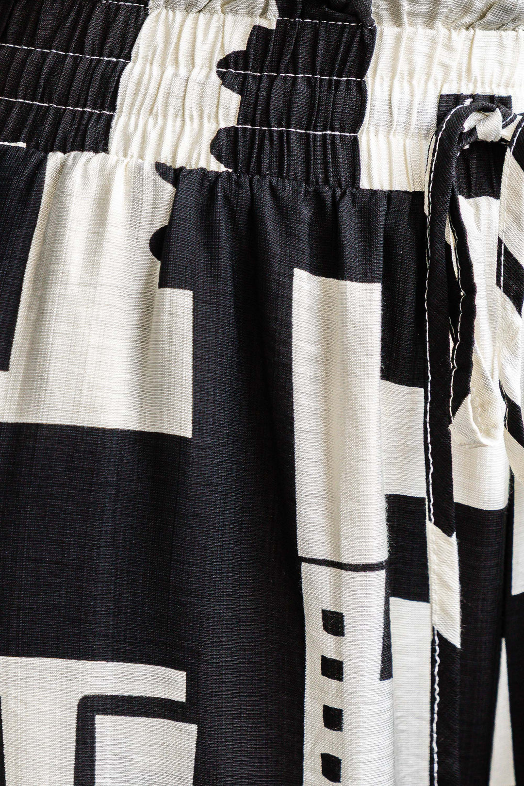 Mila Print Pant - Black and White