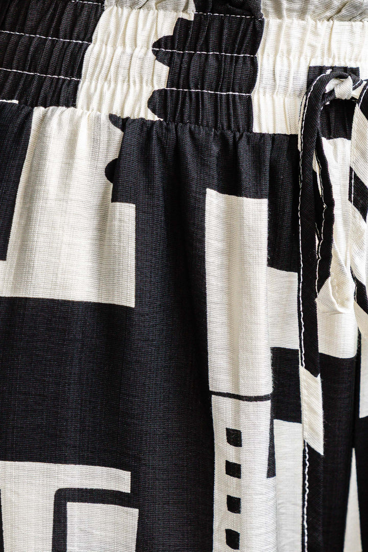 Mila Print Pant - Black and White