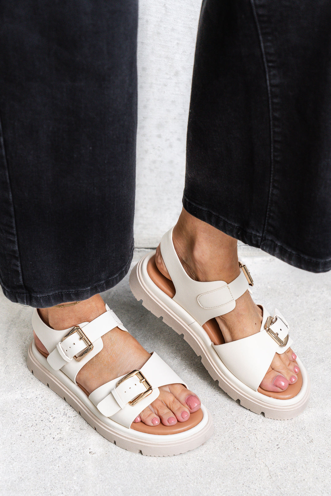 Toli Slide - Bone