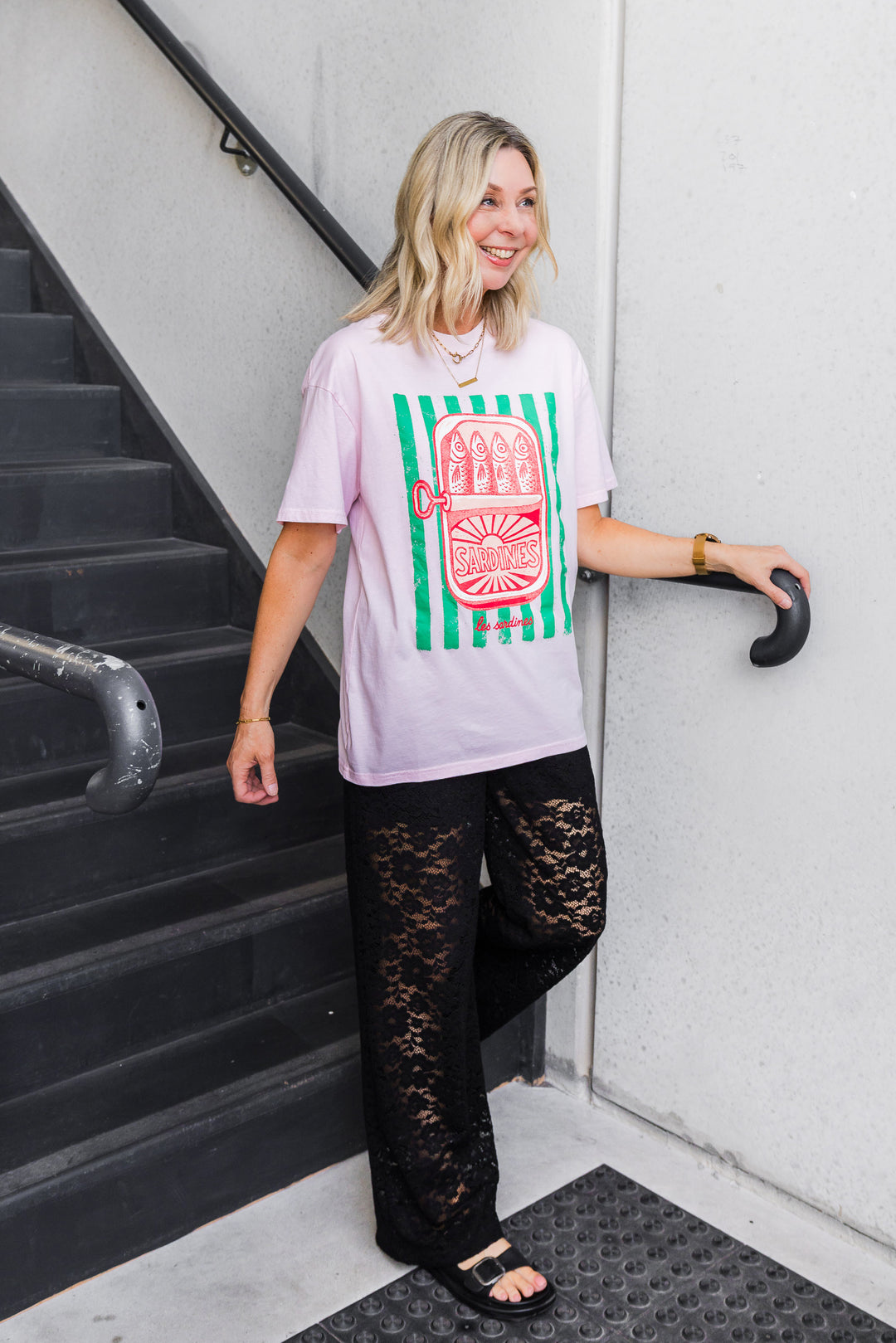 Sardine Graphic Tee - Pink