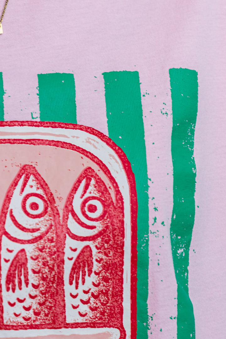 Sardine Graphic Tee - Pink
