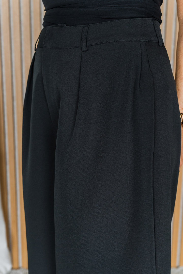 Bermuda Dress Shorts - Black