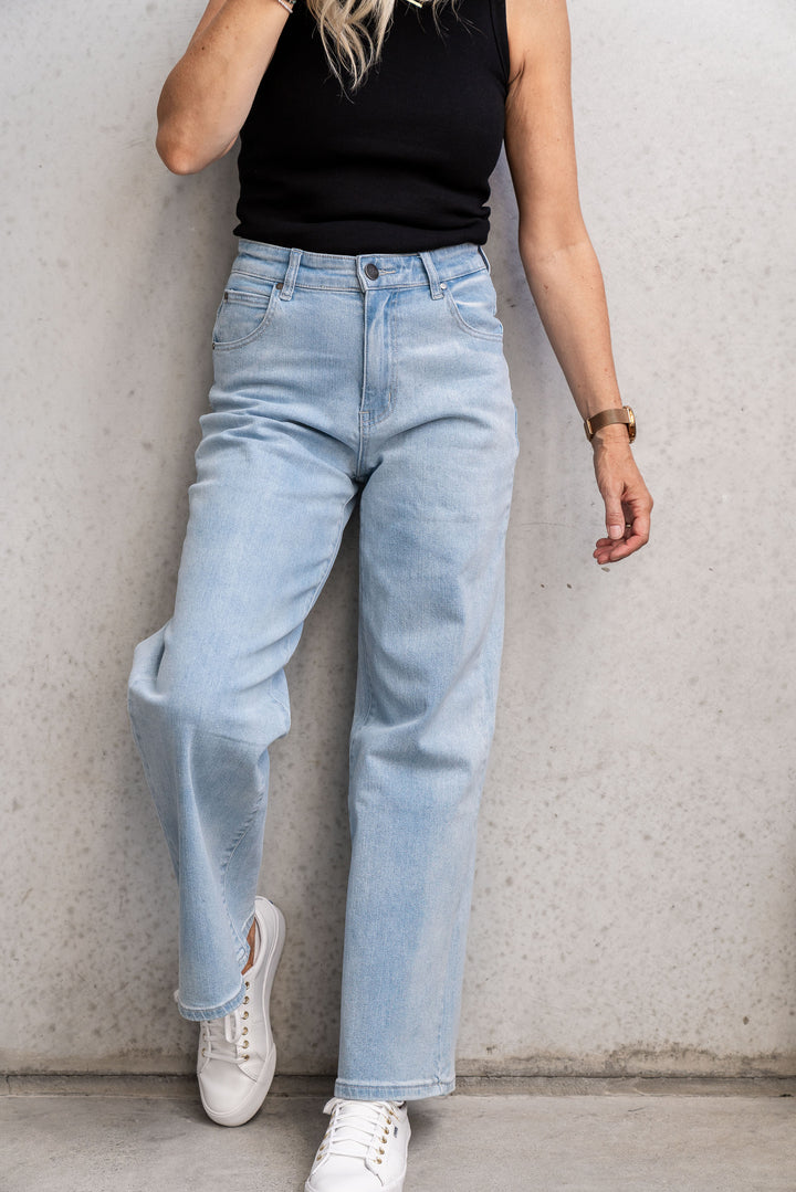 Jenni Wide Leg Jeans