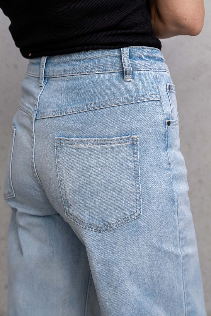 Jenni Wide Leg Jeans