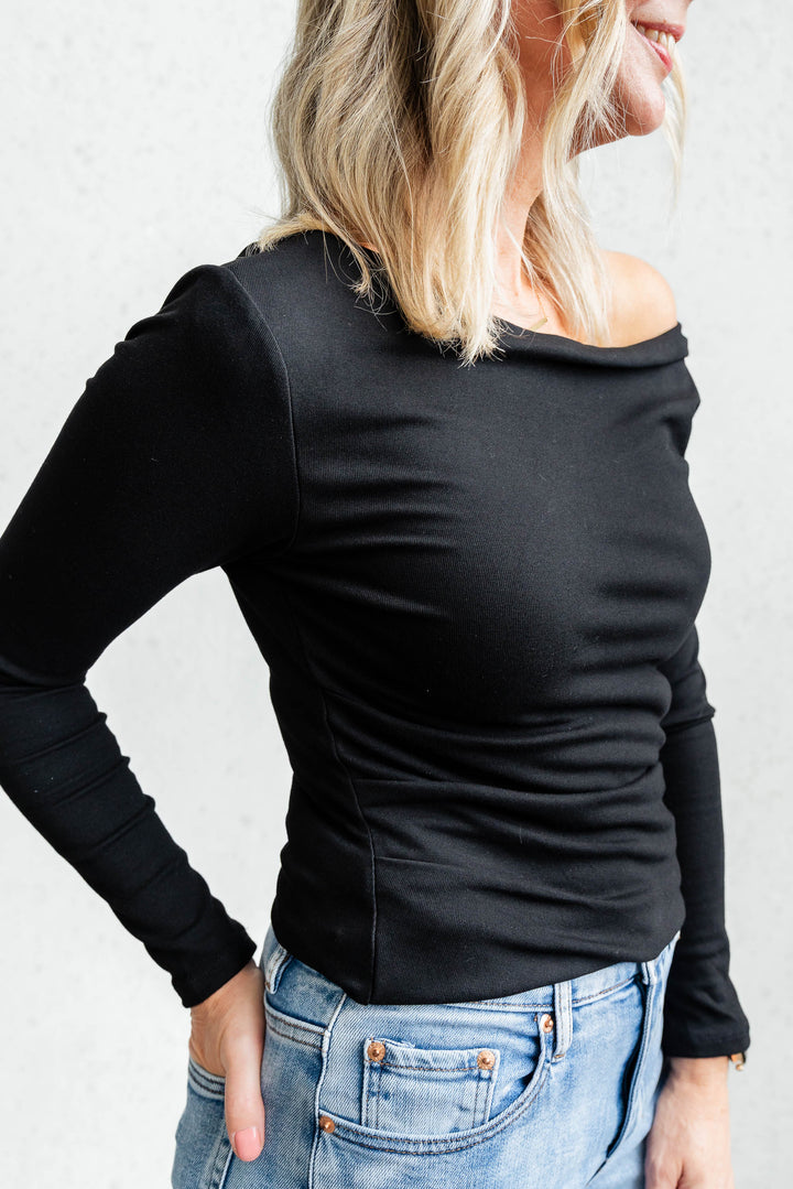Off the Shoulder Top - Black