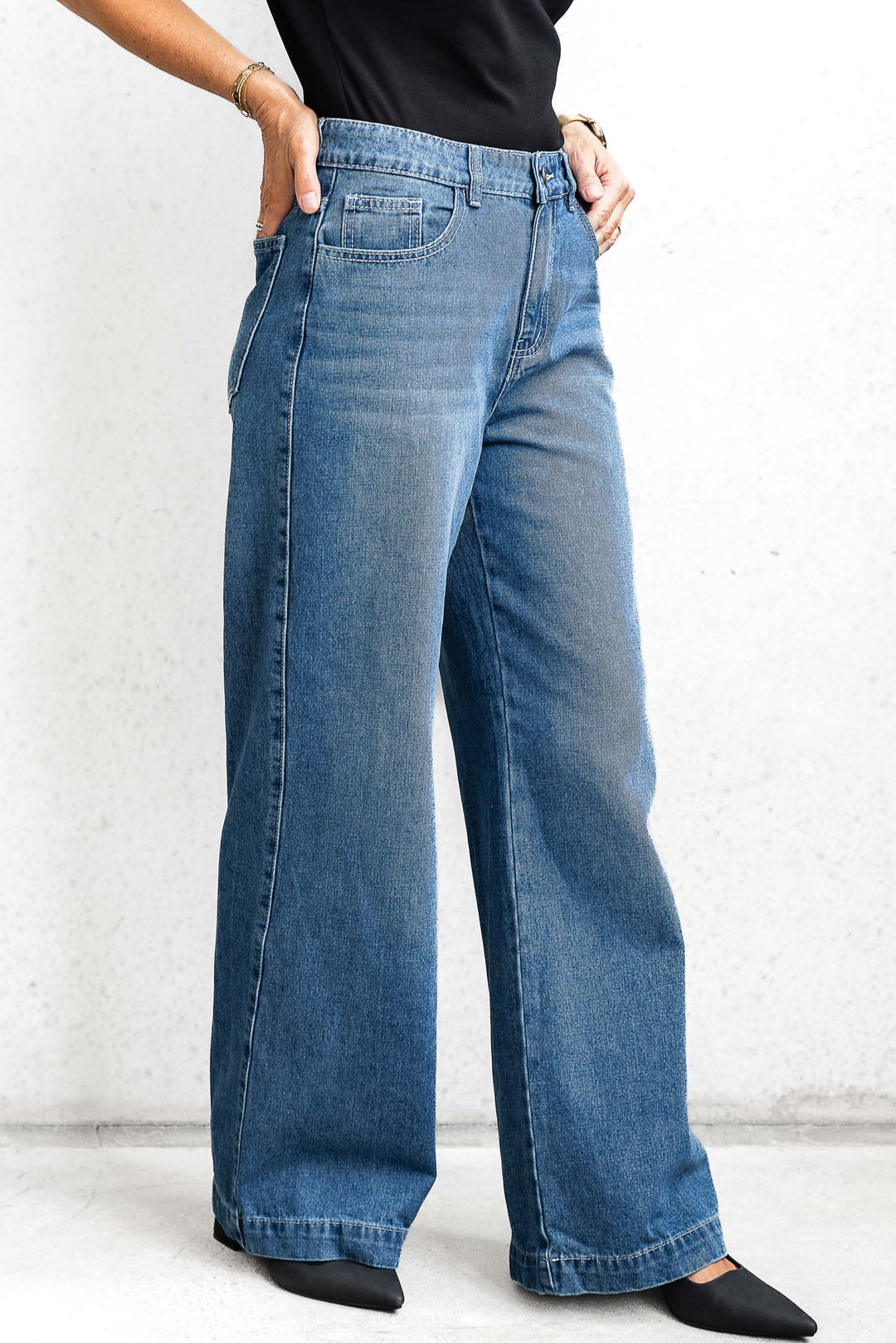 Greer Wide Leg Cuff Jean