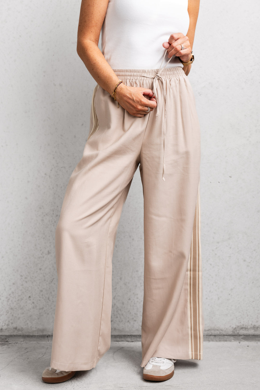 Luna Side Stripe Pants - Beige