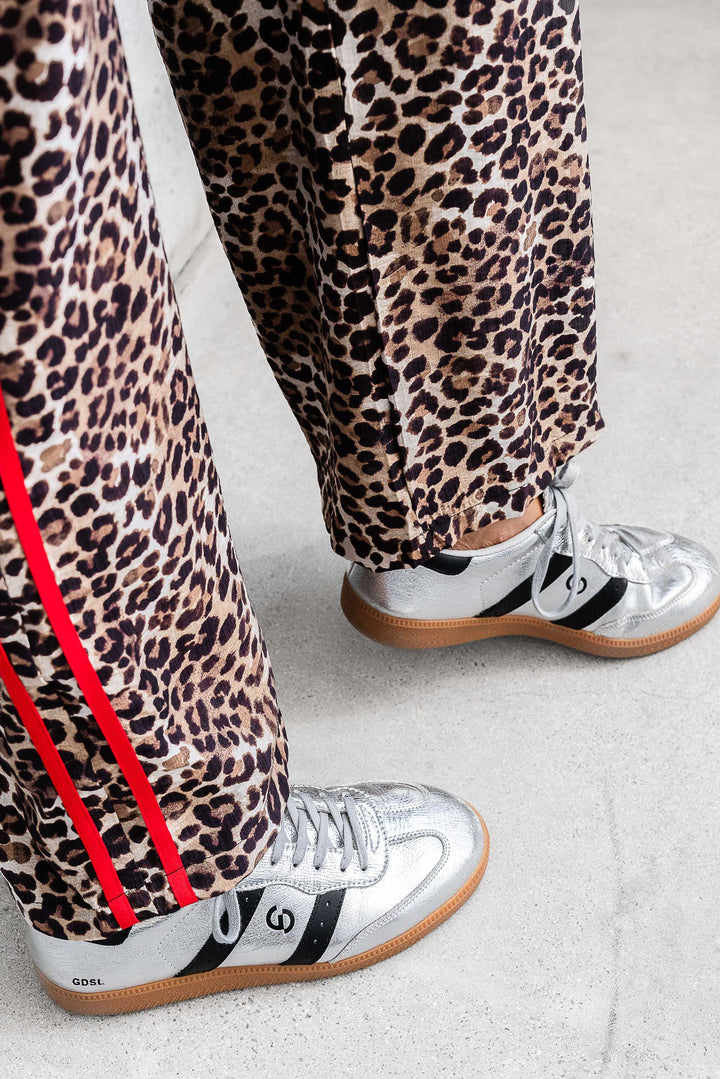 Parallel Metallic Leather Sneaker - Silver / Black - Mabel and Woods