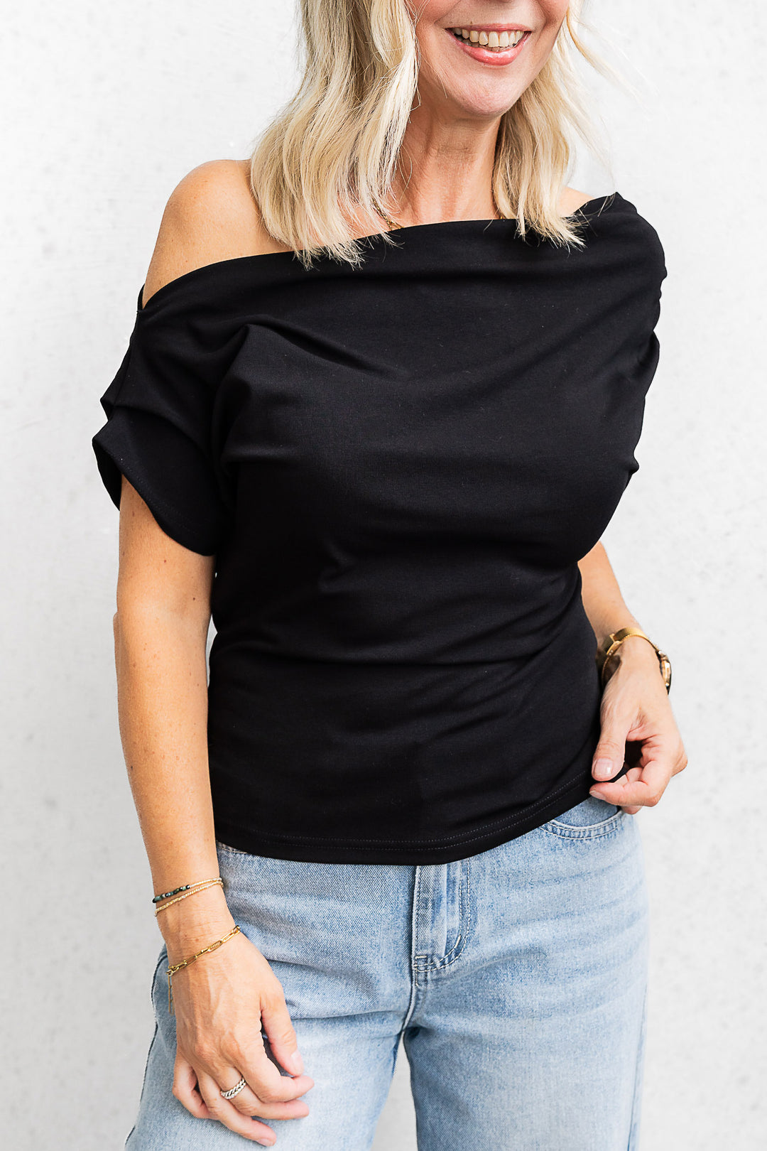 Off-Shoulder Ruched Top - Black