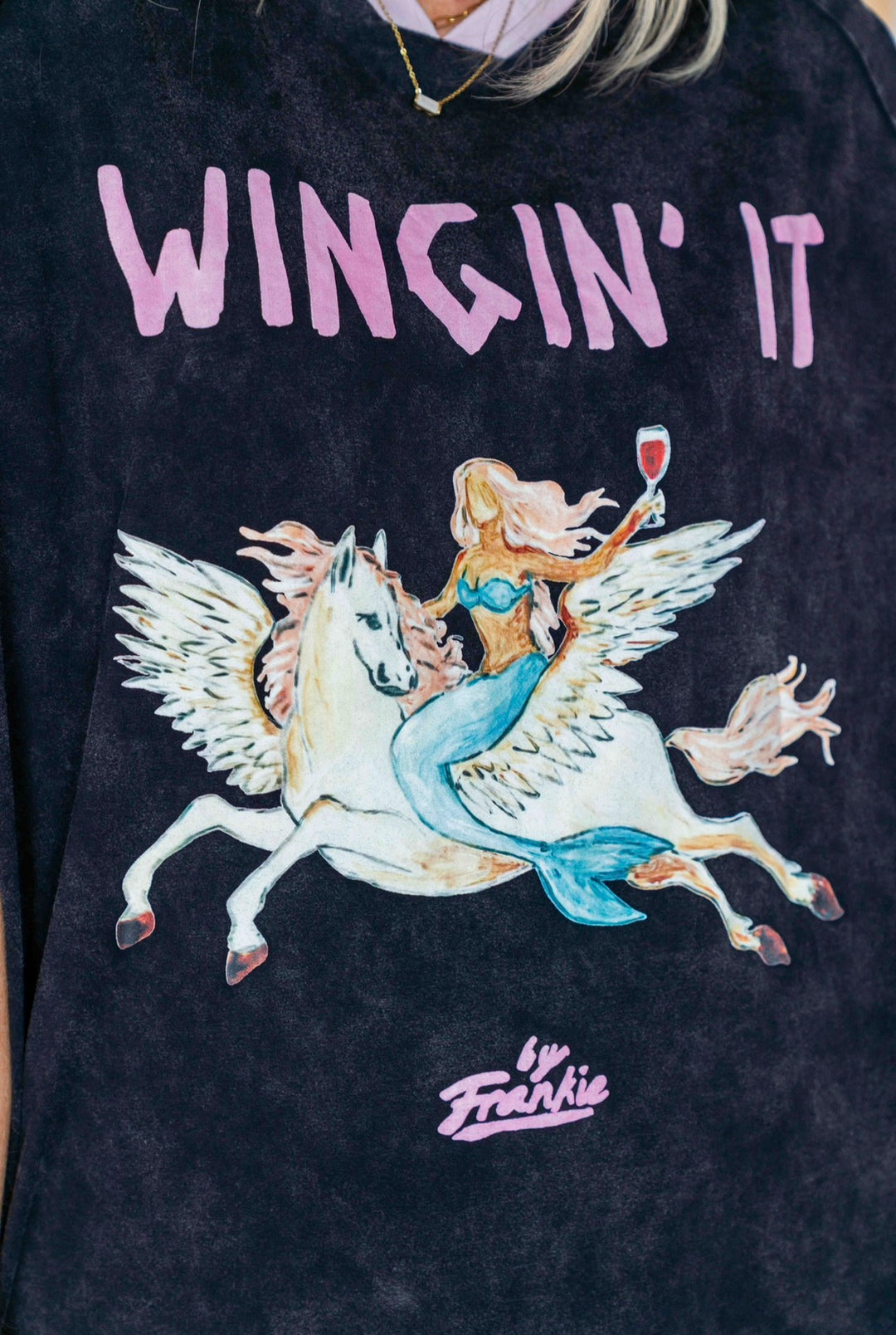Wingin' It V Neck Tee - Washed Black