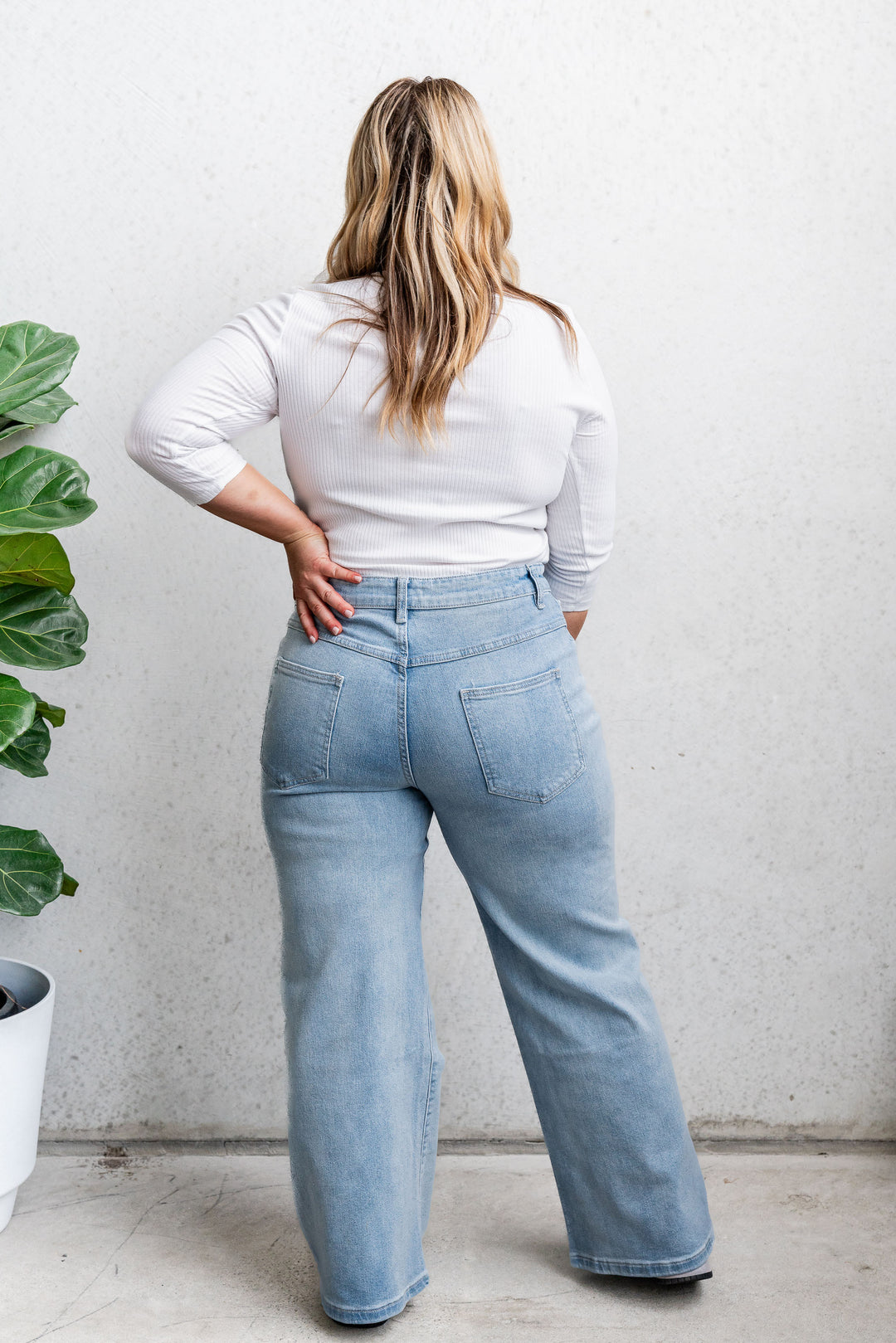 Jenni Wide Leg Jeans