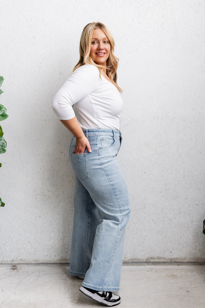 Jenni Wide Leg Jeans