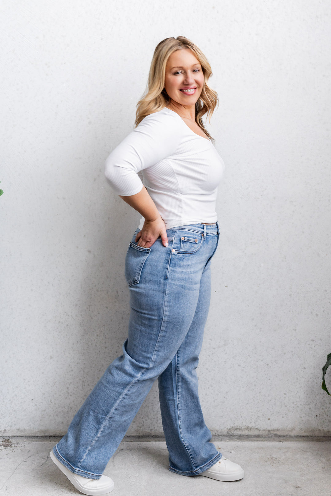 Lucy Straight Leg Jean