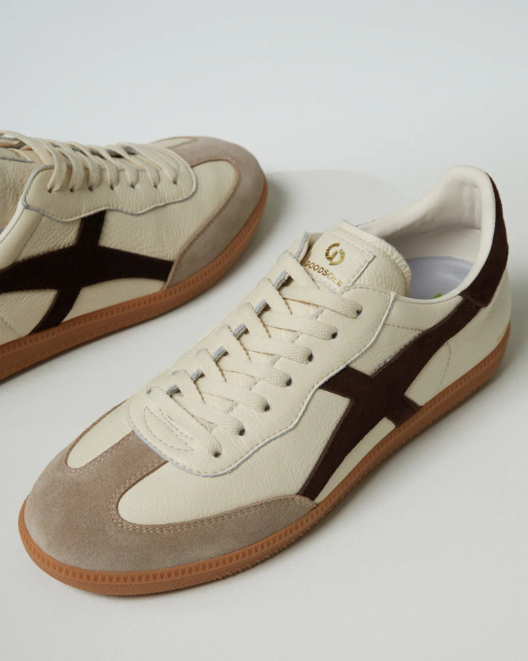 Crossroads Leather Sneaker - Ivory / Coffee