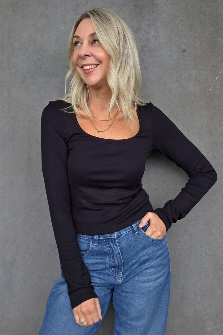Frame Neck Top - Black