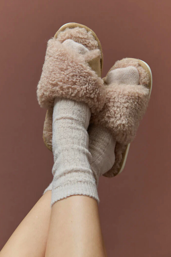 Teddy Twist Slippers - Mocha
