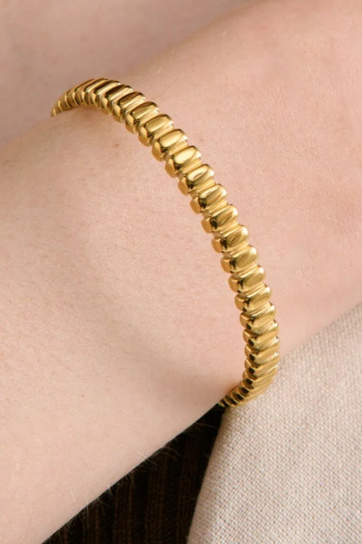 Pebble Cuff - 18K Gold Plated