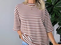 Riot Stripe tee - Choc .mp4