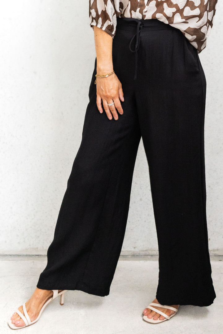 Hudson Light Drape Pants - Black