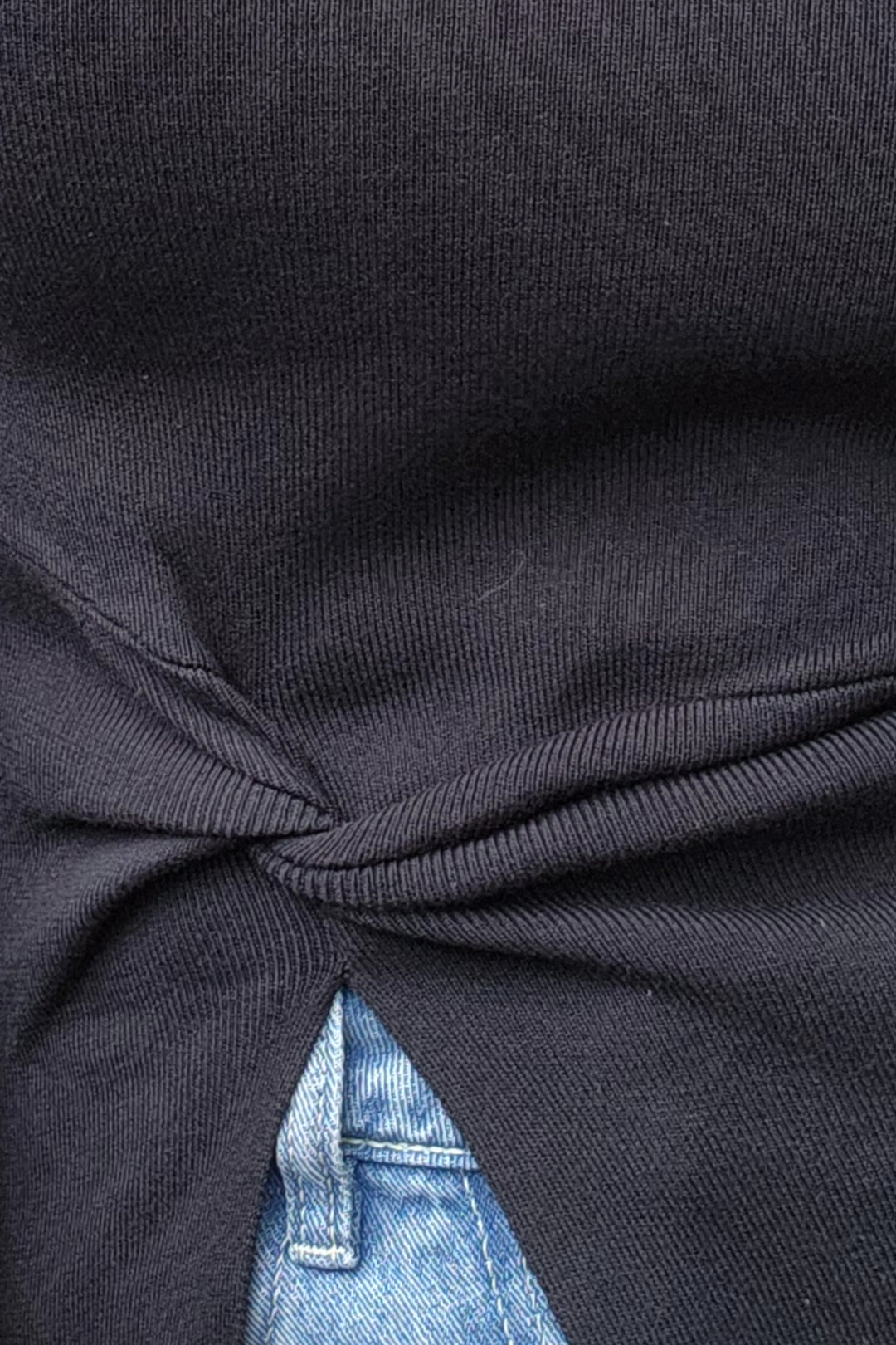 Twist Front Top - Black