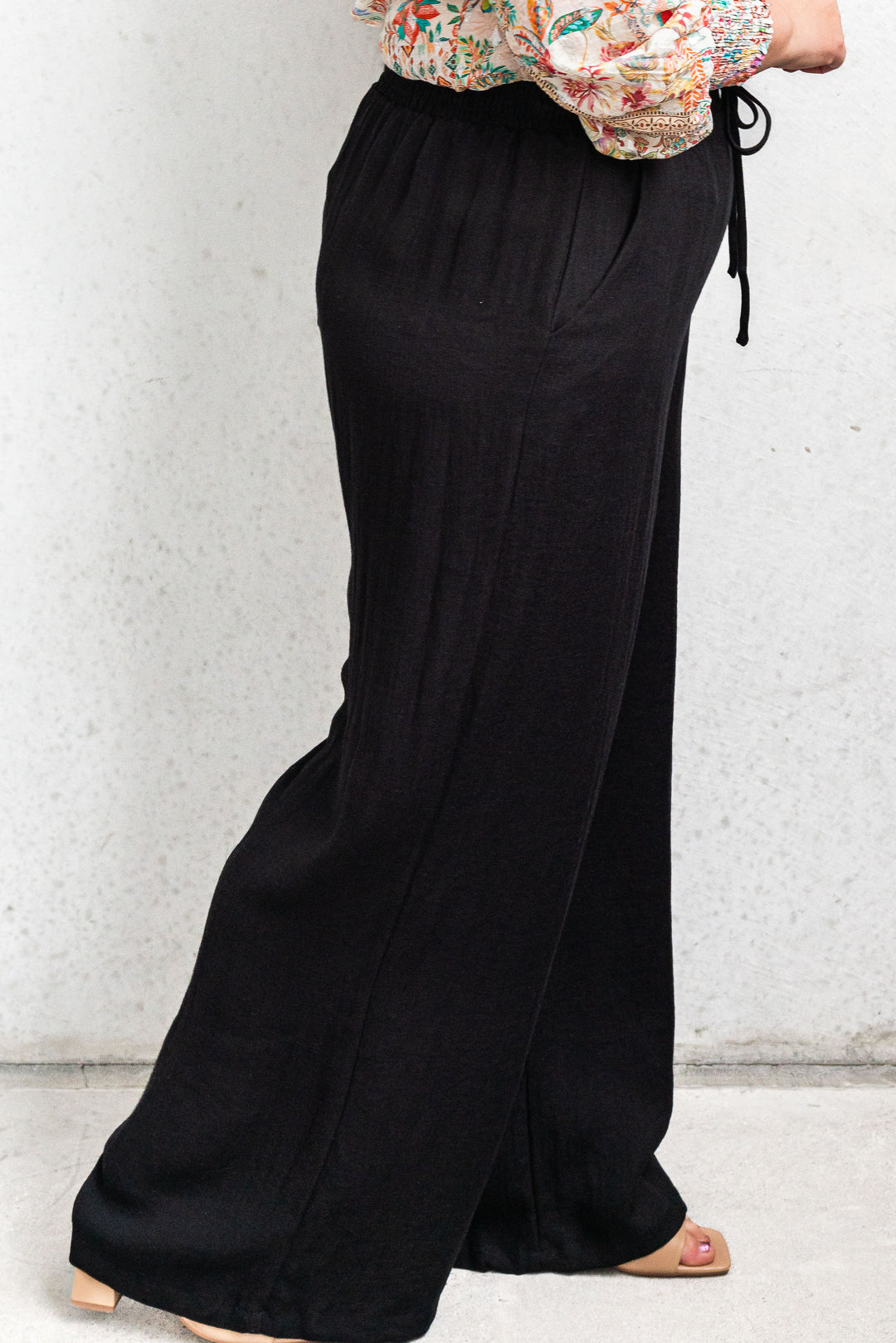 Hudson Light Drape Pants - Black