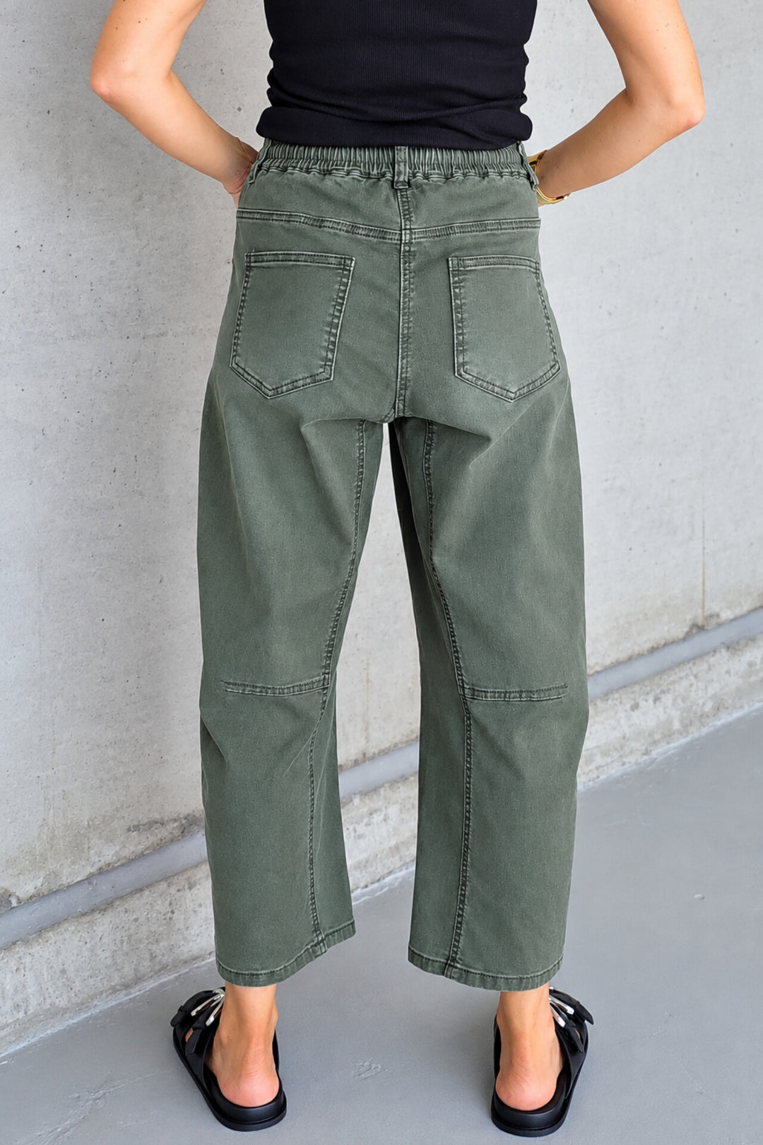 Barrel Jogger - Khaki