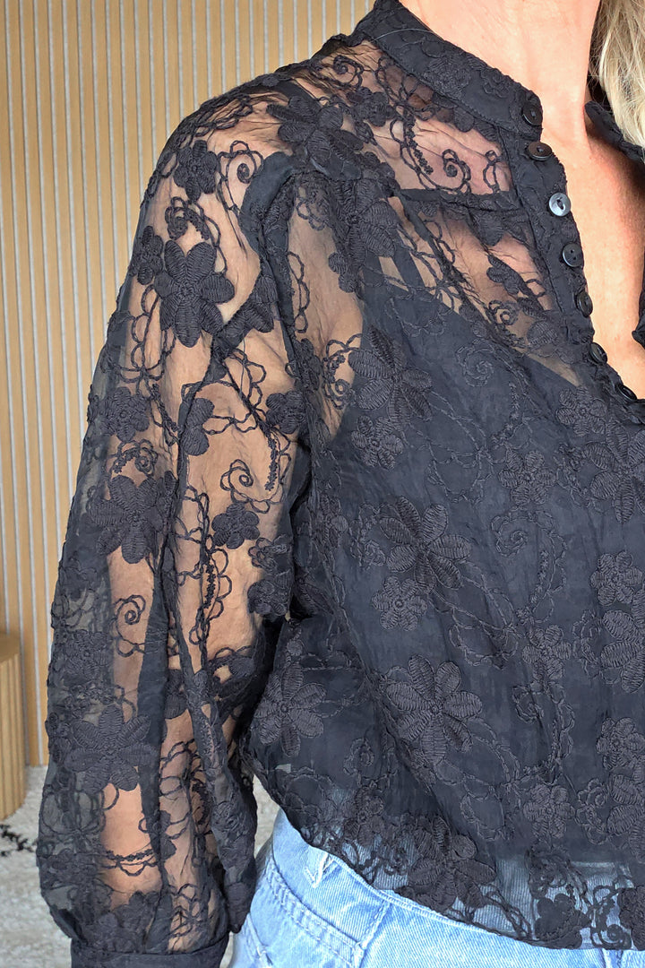 Embroidered Lace Top - Black