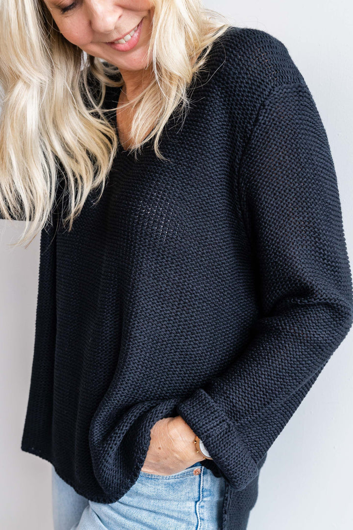Roll Sleeve Knit - Black