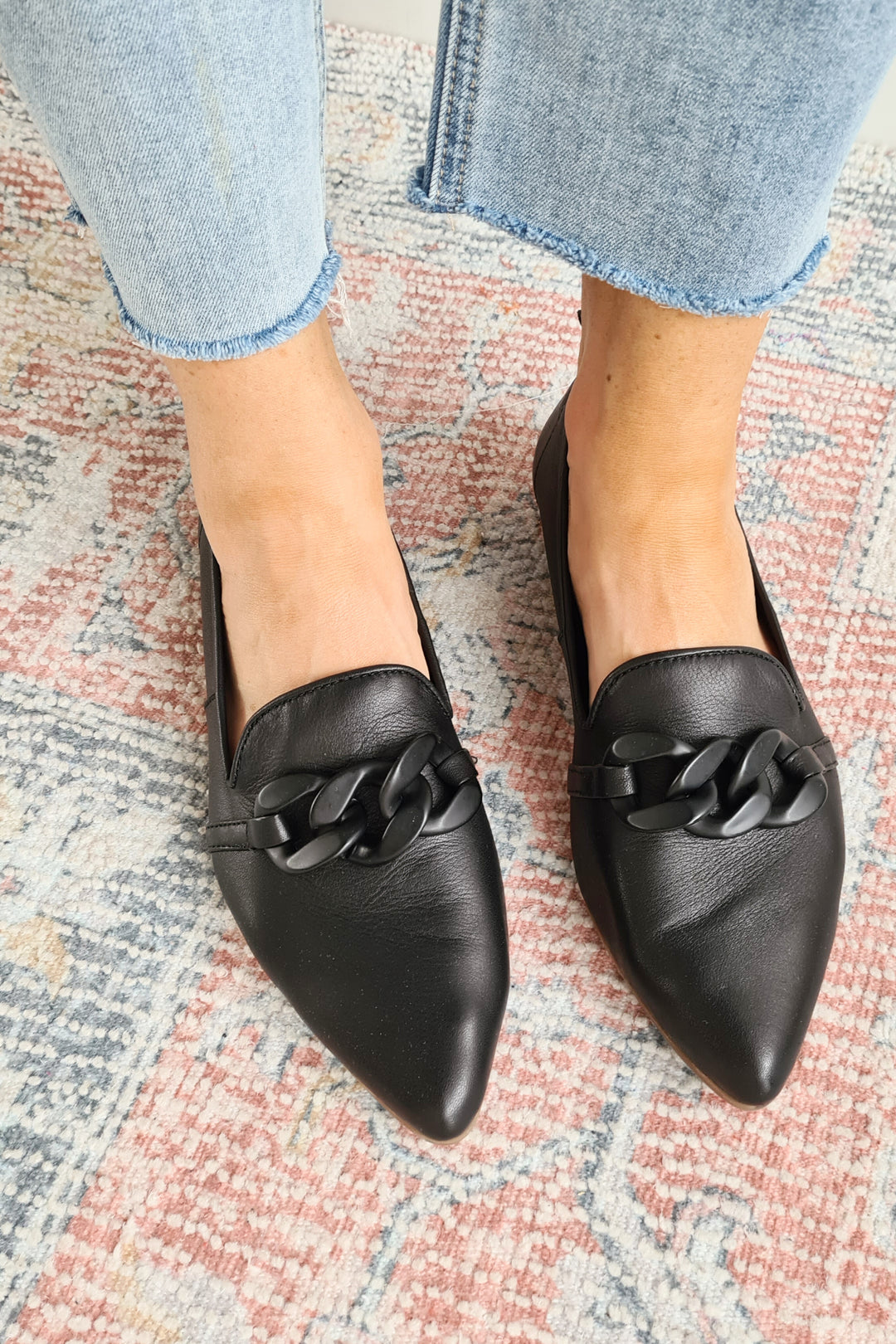 Chain Leather Loafer - Black